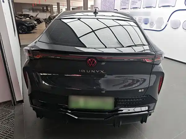 Volkswagen Distinctive 06 2025