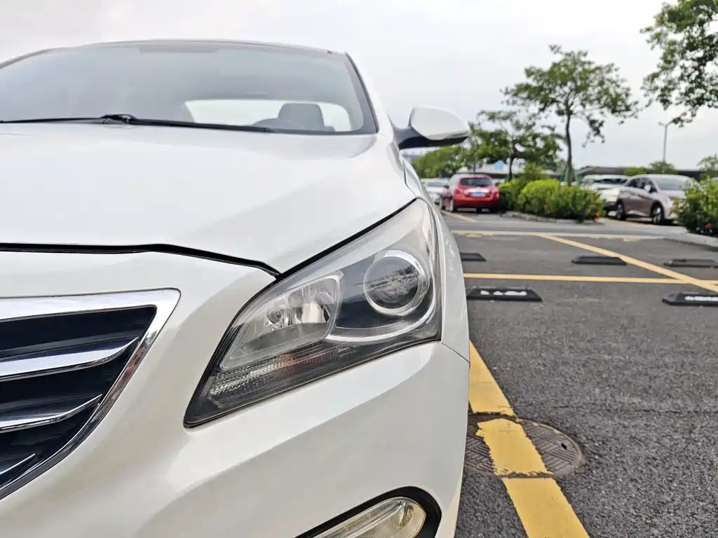 Hyundai Mistra 2015 — фото 28