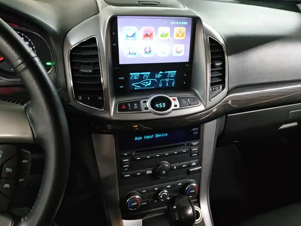 Chevrolet Captiva 2017 — фото 13