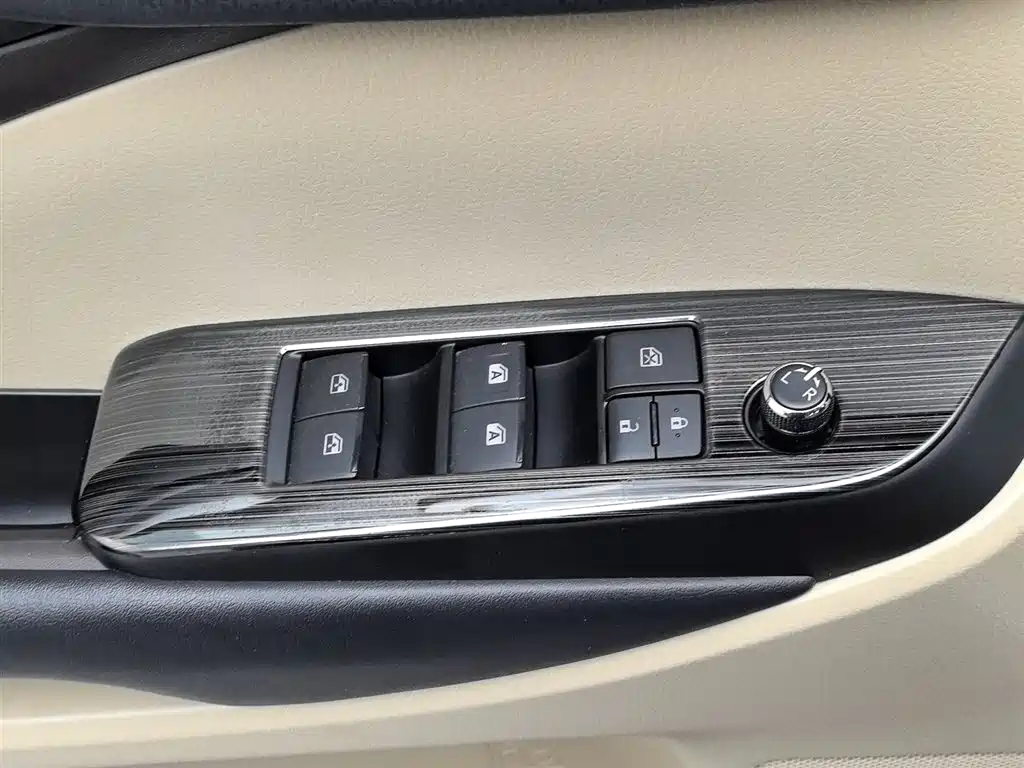 Toyota Highlander 2019 — фото 9
