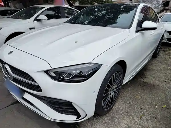 Mercedes-Benz C-Class 2024