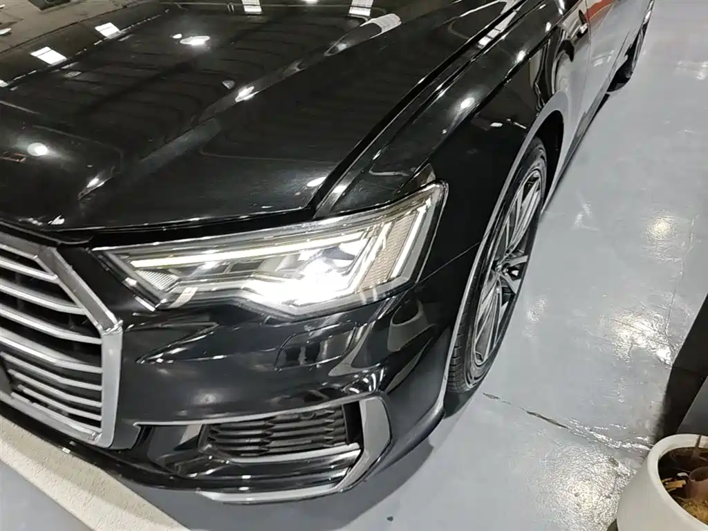 Audi A6L 2020 — фото 24