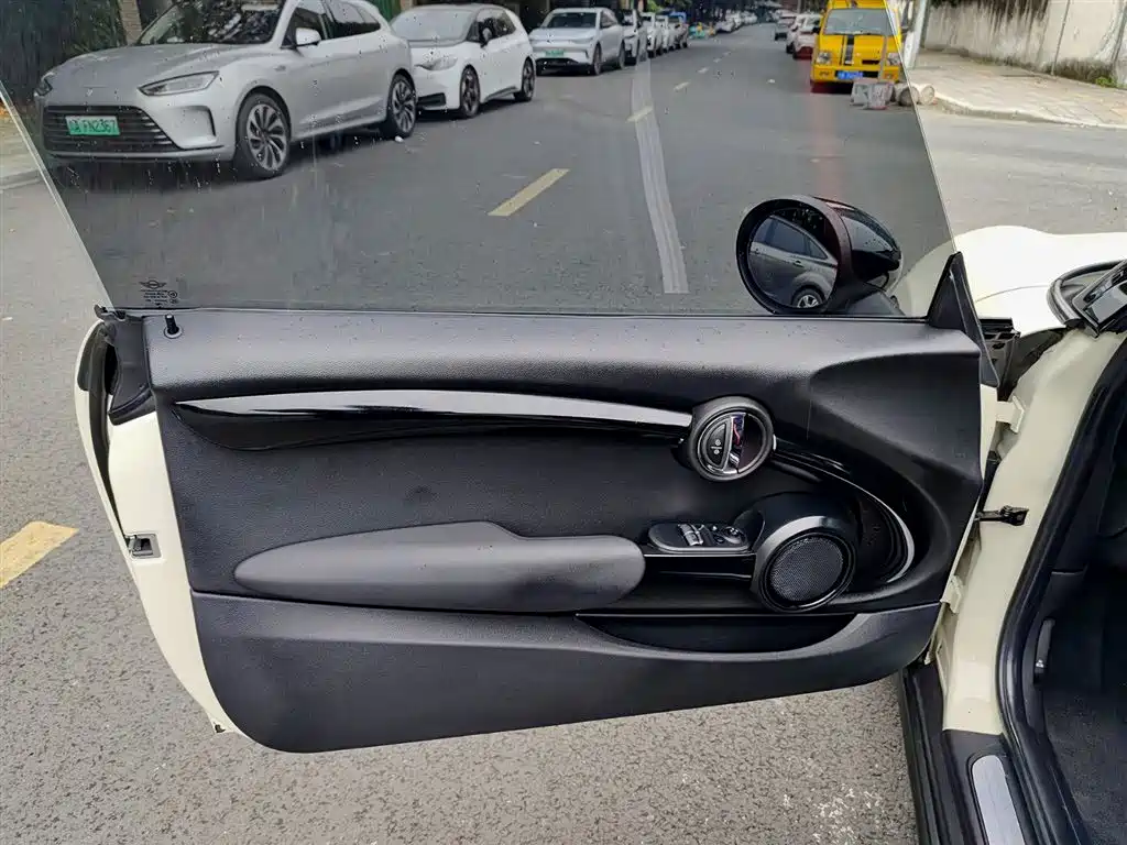 MINI MINI 2018