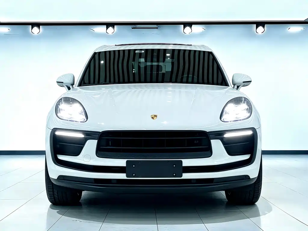 Porsche Macan 2023 — фото 2