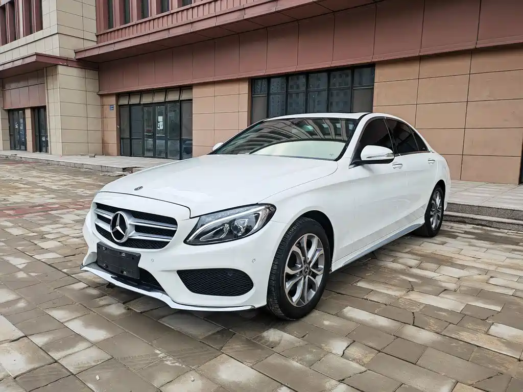 Mercedes-Benz C-Class 2017 — фото 1
