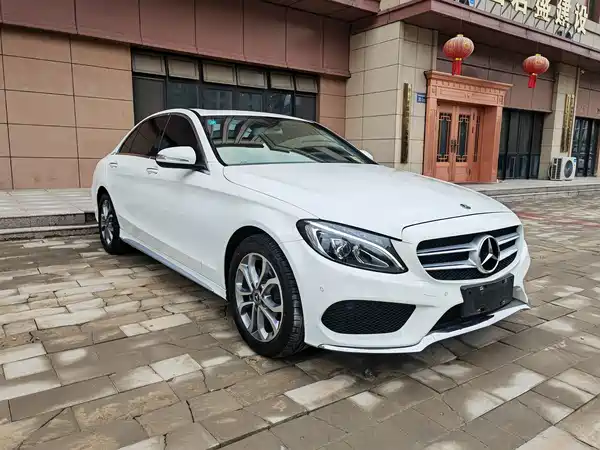 Mercedes-Benz C-Class 2017