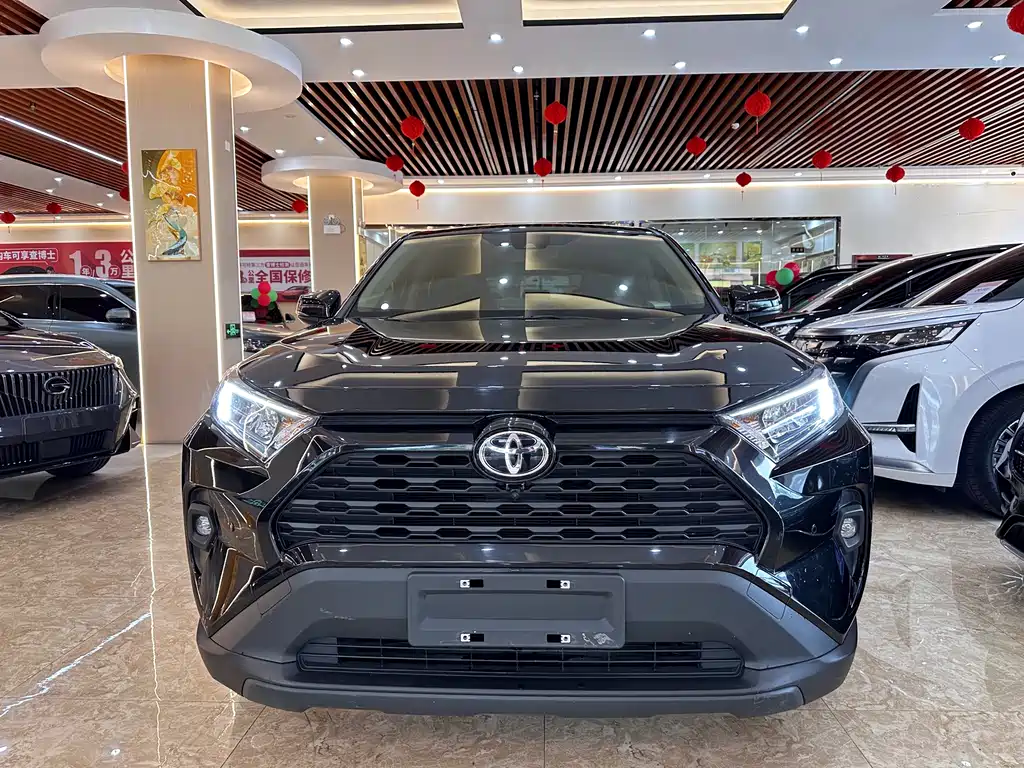 Toyota RAV4 2024