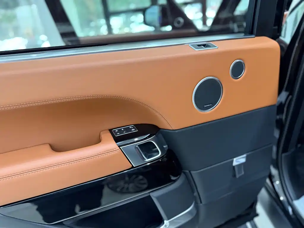Land Rover Range Rover 2017 — фото 20