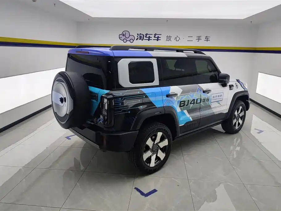 Beijing Off-Road BJ40 EREV 2025 — фото 3