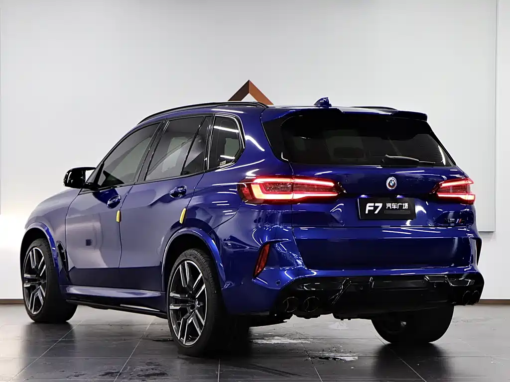 BMW X5 M 2023 — фото 4