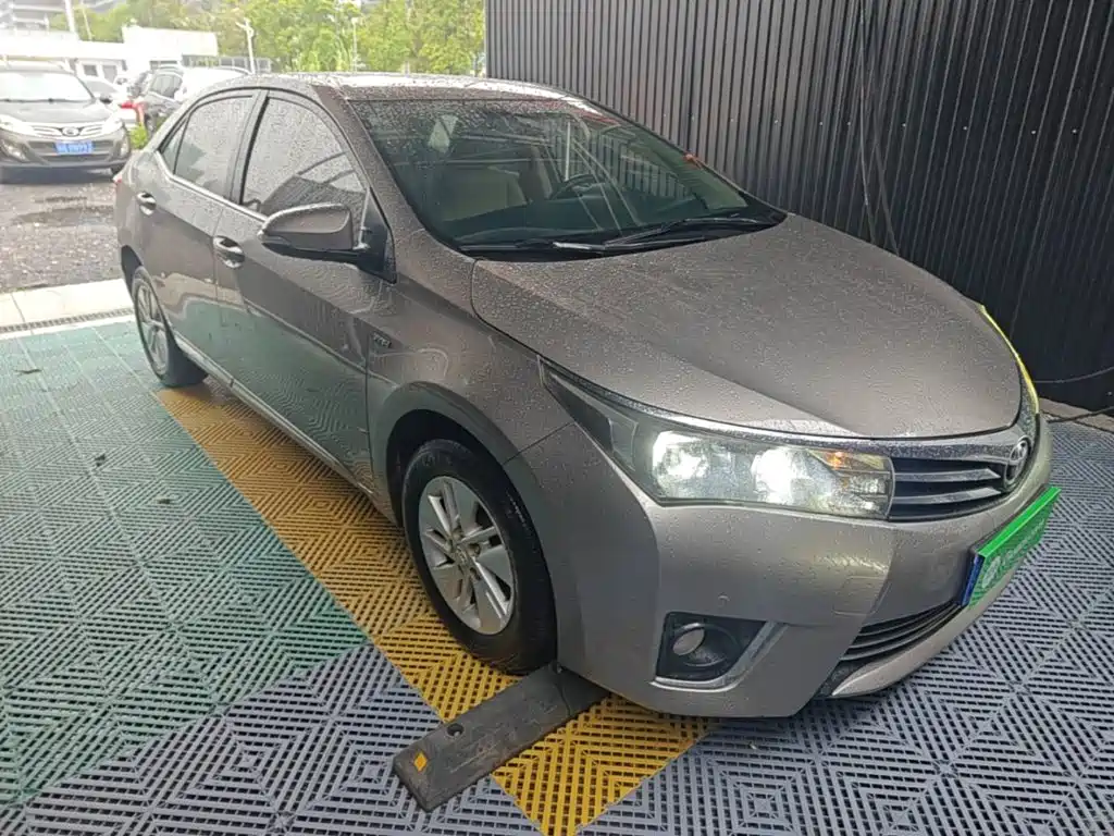 Toyota Corolla 2015