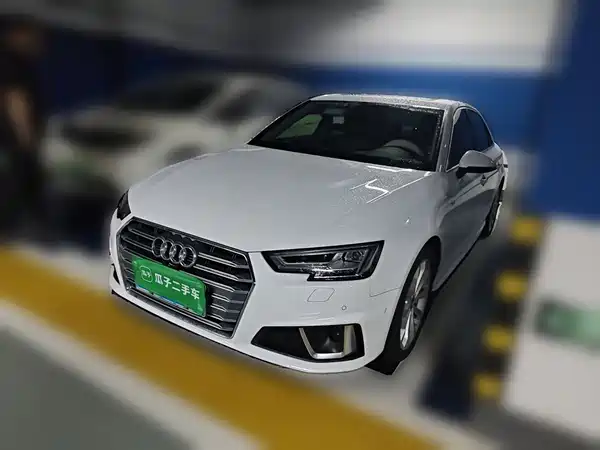 Audi A4L 2019