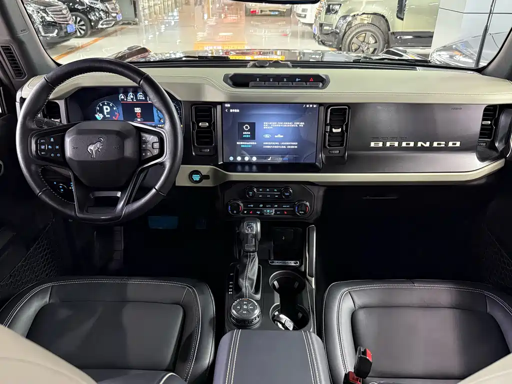 Ford Bronco 2025 — фото 10