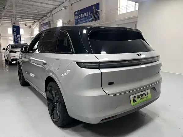 Li Auto L6 2024