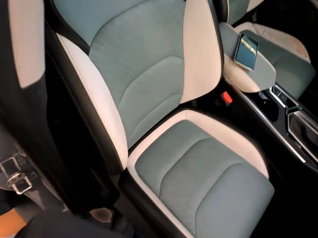 Geely Emgrand S 2022 — фото 25