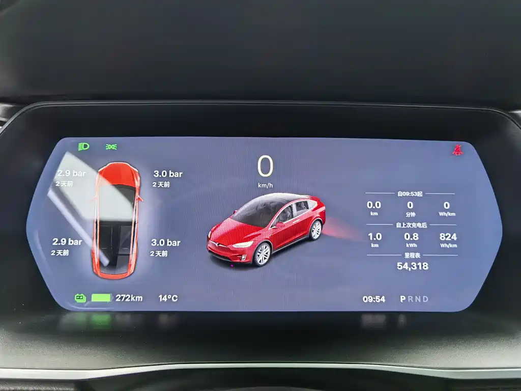 Tesla Model X 2018 — фото 17