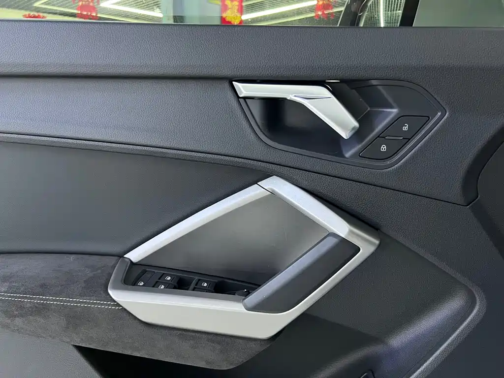 Audi Q3 2022 — фото 18