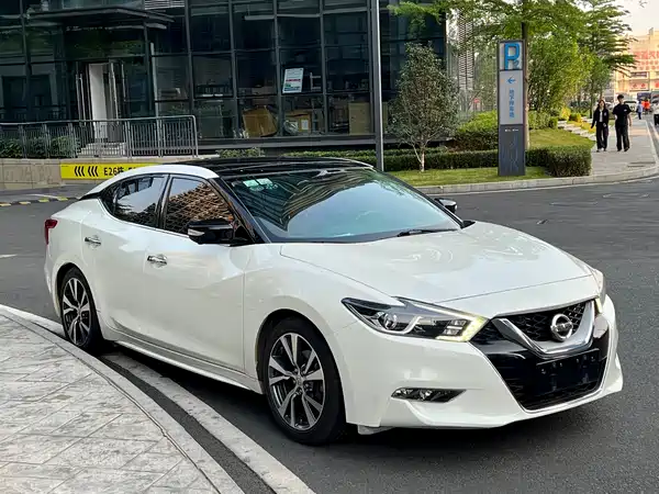 Nissan Sima 2018