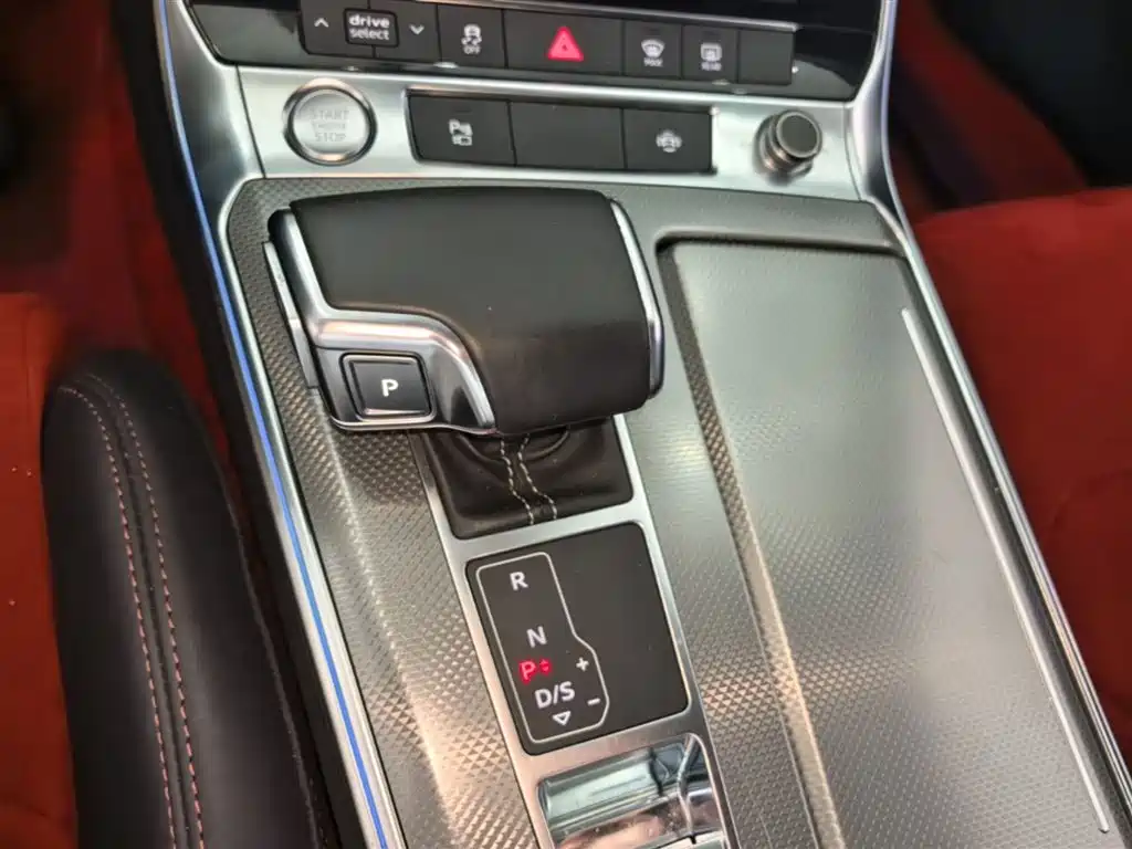 Audi A6L 2020 — фото 14