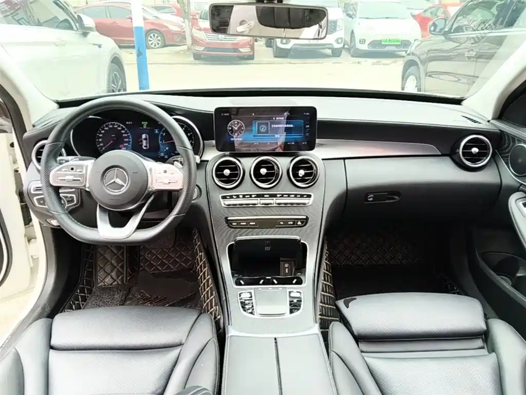 Mercedes-Benz C-Class 2020 — фото 10