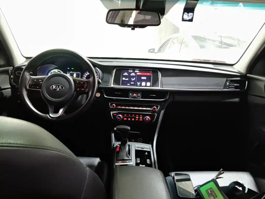 Kia K5 New Energy 2019 — фото 10