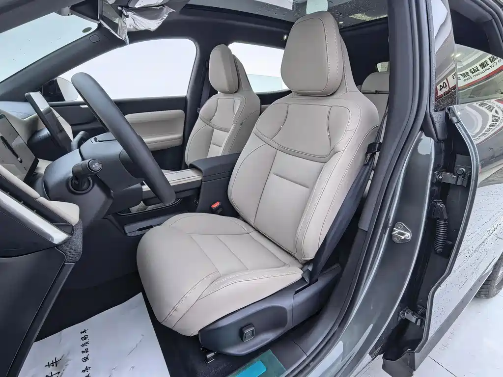 Volvo XC70 PHEV 2026 — фото 21