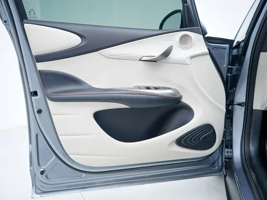 BYD Dolphin 2023 — фото 11