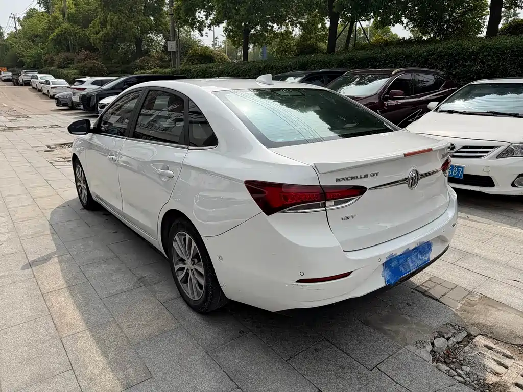 Buick Excelle 2020