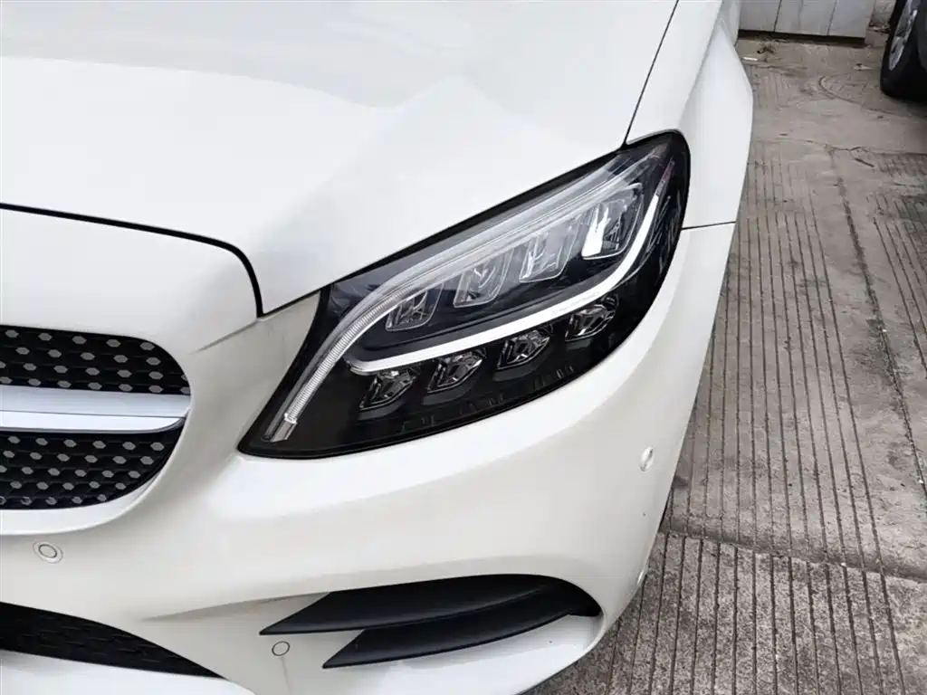 Mercedes-Benz C-Class 2020 — фото 24