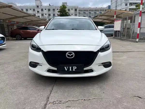Mazda 3 Axela 2018