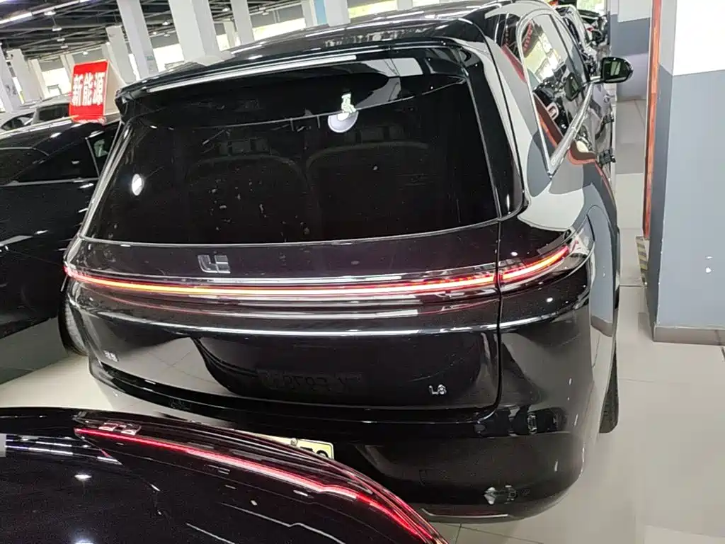 Li Auto Li L8 2023