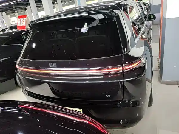 Li Auto L8 2023