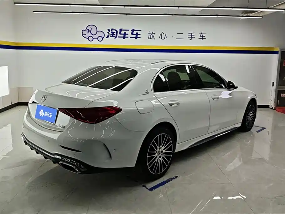 Mercedes-Benz C-Class 2023 — фото 3