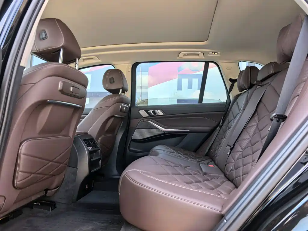 BMW X5 2025 — фото 13