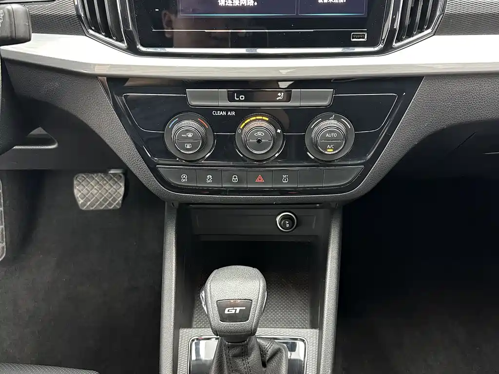 Skoda Kamiq 2022 — фото 16