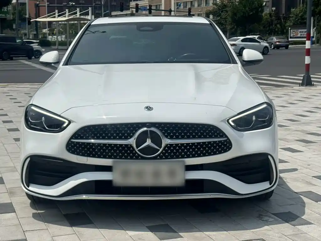 Mercedes-Benz C-Class 2022