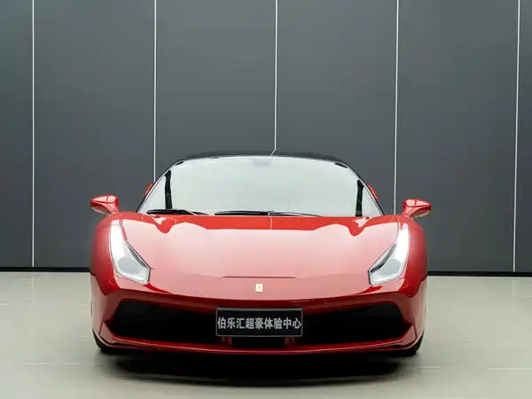 Ferrari 488 2018