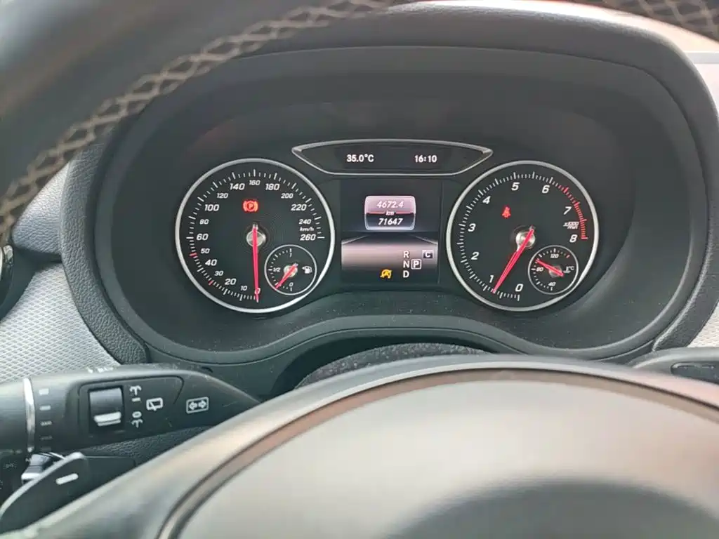 Mercedes-Benz B-Class 2017 — фото 12