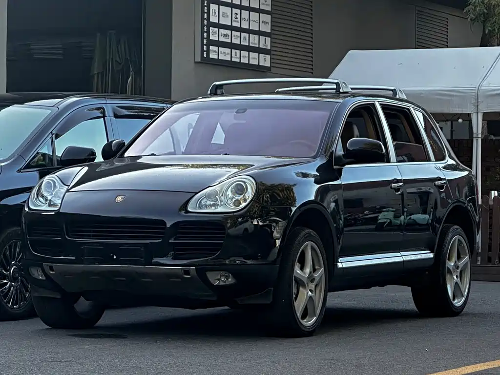 Porsche Cayenne 2009 — фото 1