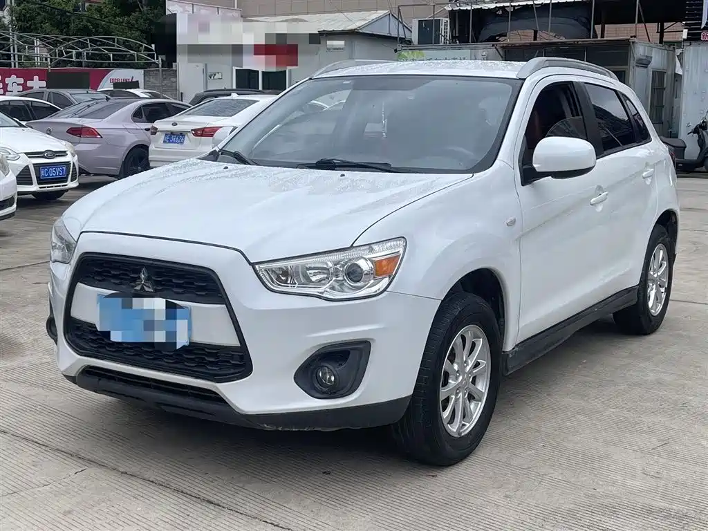 Mitsubishi ASX 2015