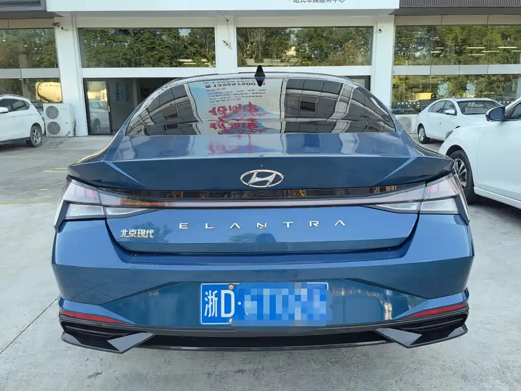 Hyundai Elantra 2021