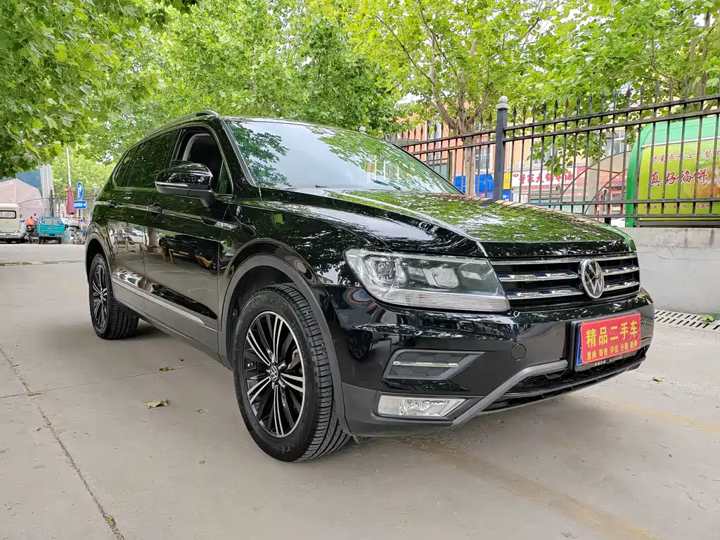 Volkswagen Tiguan L 2021 — фото 3