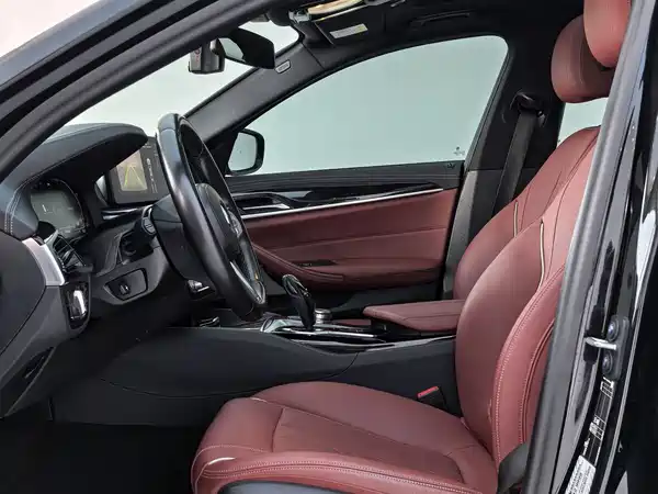 BMW 5 Series 2022