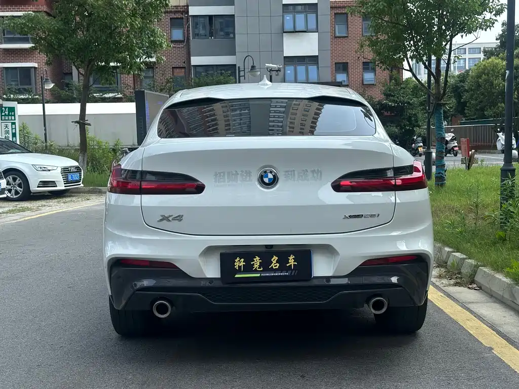 BMW X4 2021 — фото 12
