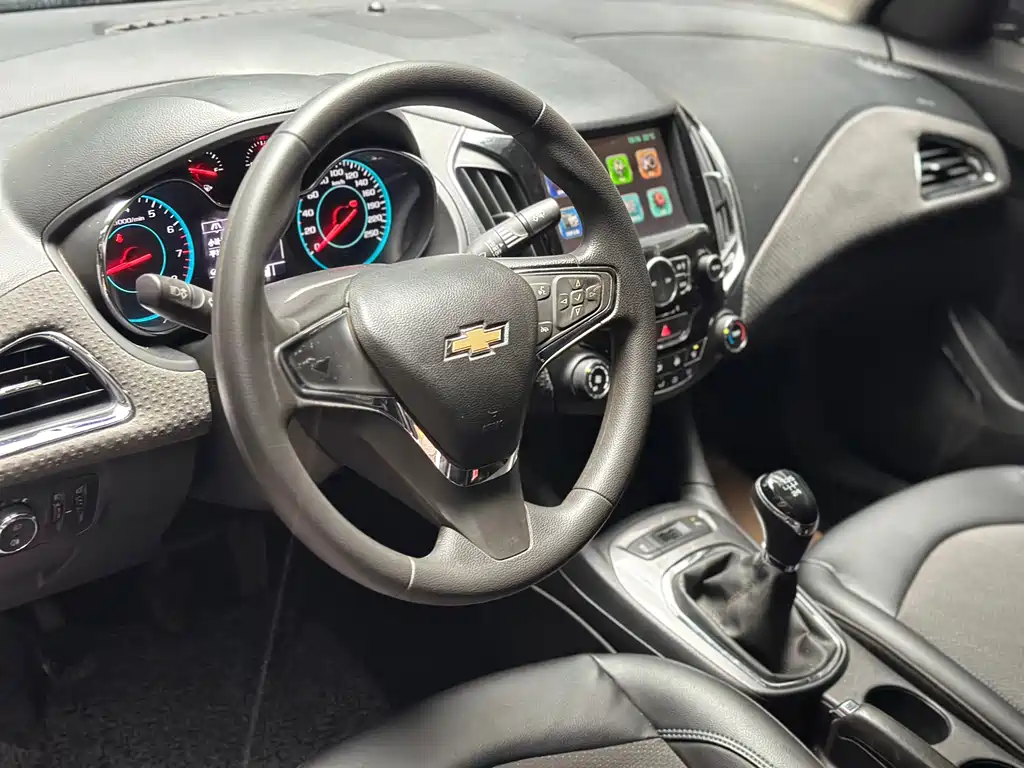 Chevrolet Cruze 2016 — фото 9