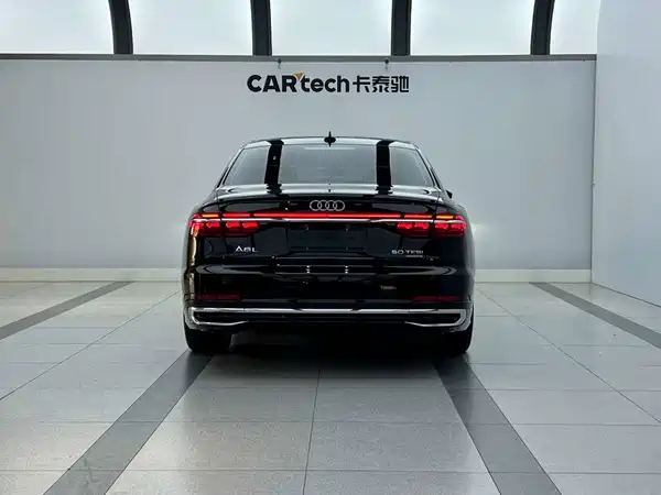 Audi A8 2022