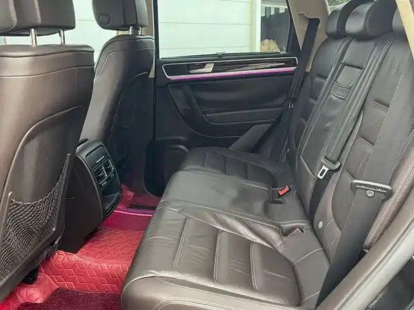 Volkswagen Touareg 2015