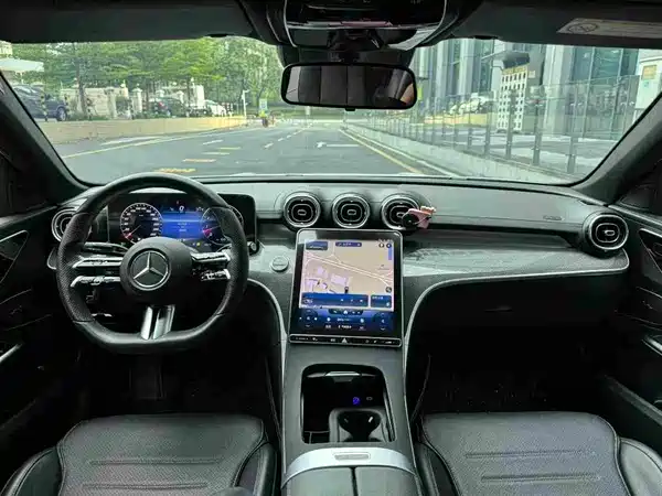 Mercedes-Benz C-Class 2022
