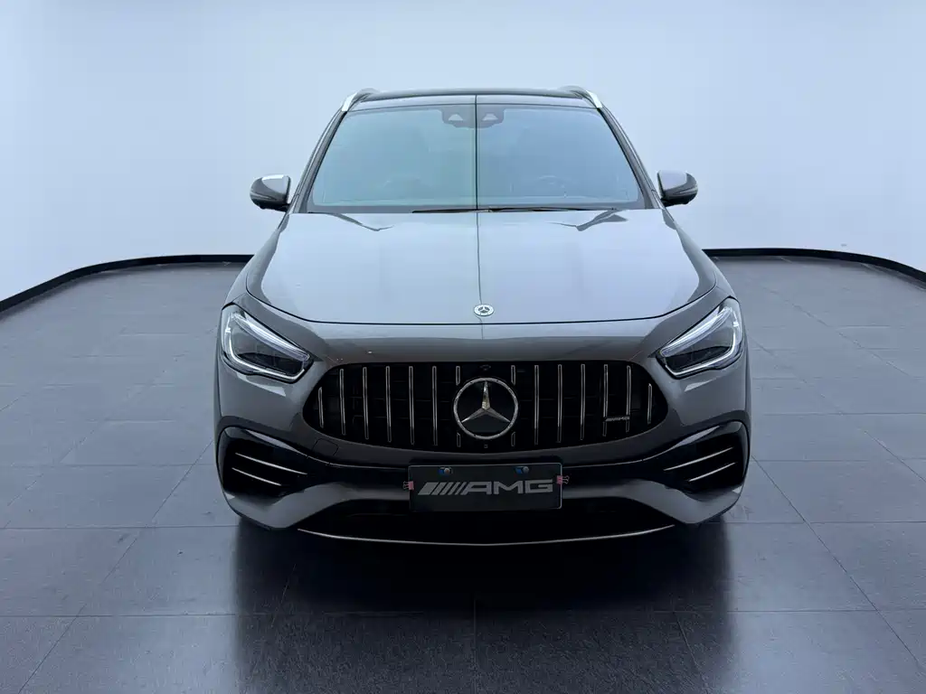 Mercedes-Benz GLA AMG 2023