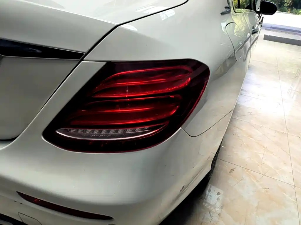 Mercedes-Benz E-Class 2020 — фото 8